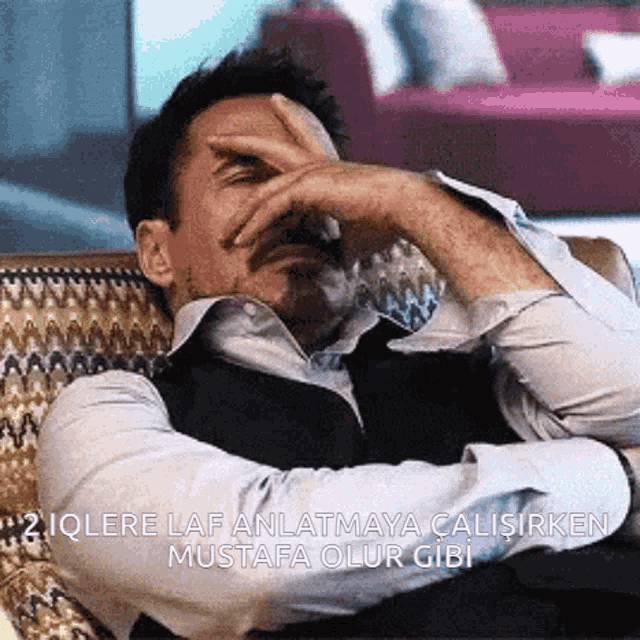 2iq Mustafa GIF