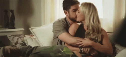 Abrazo GIF