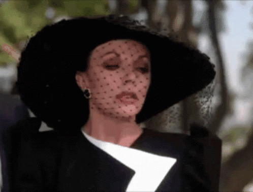 Alexis Carrington GIF