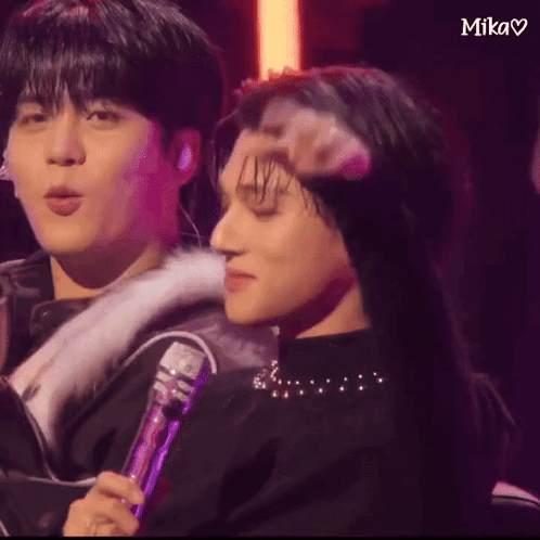 Ateez Kpopped Wooyoung Senior Sunbaenim GIF