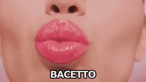 Bacetto Bacetti Baci Ciao Ci Vediamo Labbra GIF