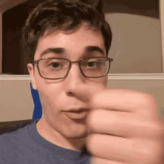 Benawad Nerd GIF