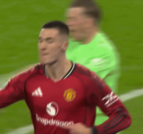 Benjamin šeško Sesko GIF