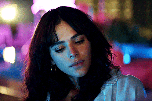 Bruna Marquezine GIF