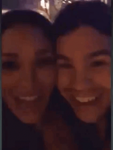 Carlos Valdes Keiynan Lonsdale GIF