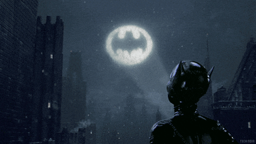 Catwoman Actress-michelle-pfeiffer GIF