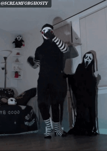 Charlotte Emily Fnaf GIF