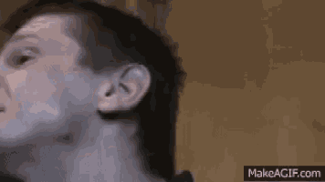Chdw Konon Kononowicz Major Hiacynta Listening GIF