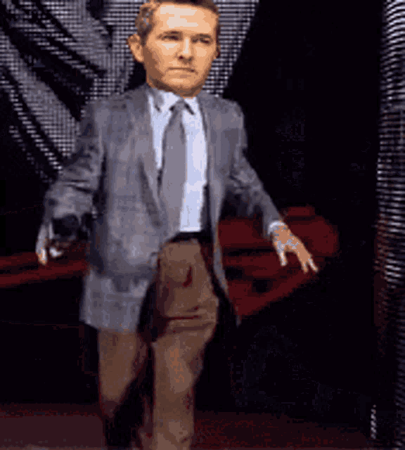 Com Ericnuttall GIF
