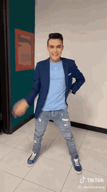 Dennis Arana Handsome GIF