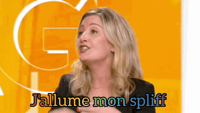 Emilie Mazoyer GIF