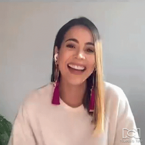Emocionada Azucena GIF