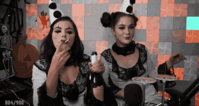 Evelyn Claire Adriana Chechik GIF