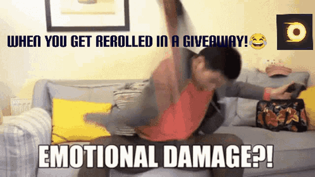 Giveaway Twitter GIF