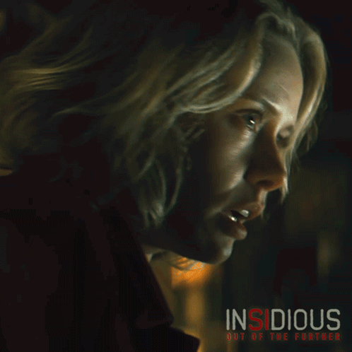 Head Turn Amelia Eve GIF