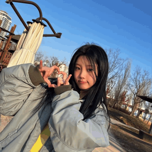 Illit Wonhee GIF