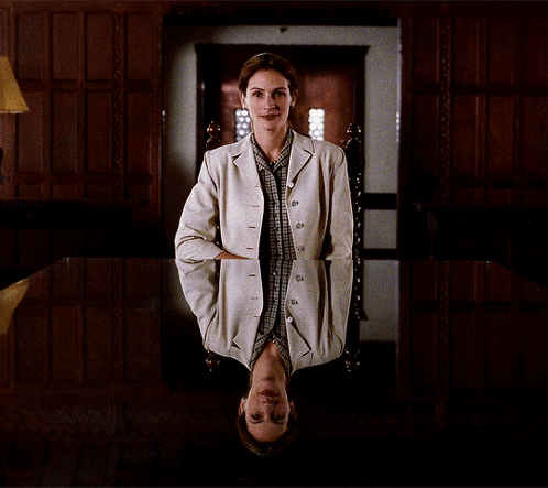 Julia Roberts Mona Lisas Smile GIF