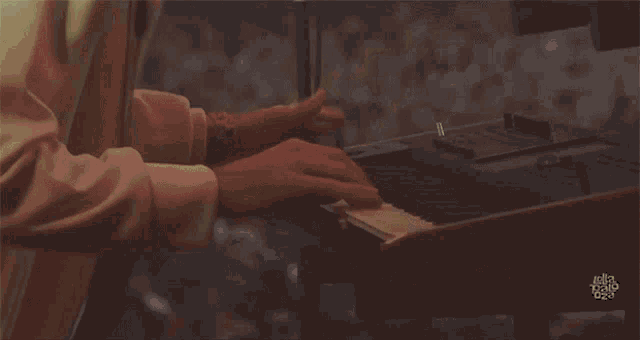 Keyboard Live GIF