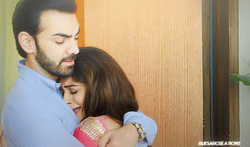 Khkt Kahaan Hum Kahaan Tum GIF