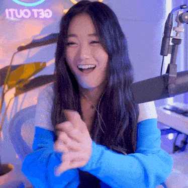 Kwissty Clap GIF