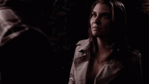Lauren Cohan Titts GIF