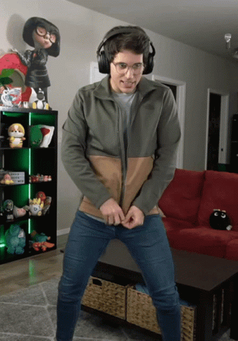 Loganolio Zip Up GIF
