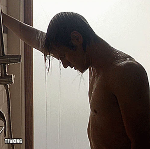 Lucas Till Macgyver GIF