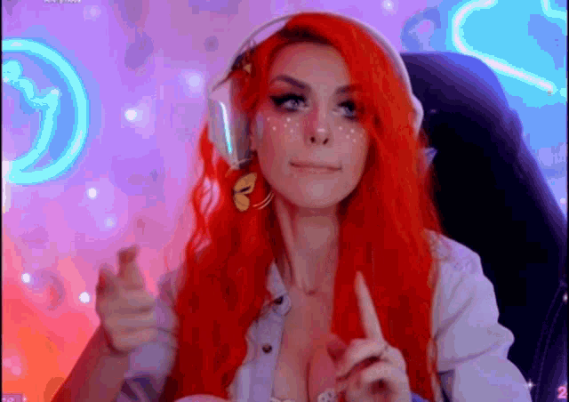 Lynn Unlimited Finger Gun Dance GIF