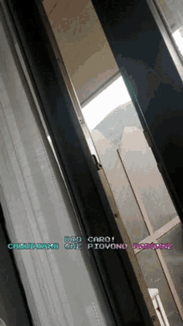 Madonnechepiovono Close Door GIF