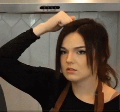 Malena Empty Head Knock GIF