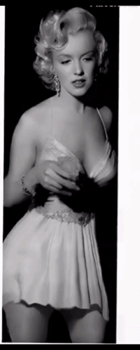 Marilyn Monroe GIF