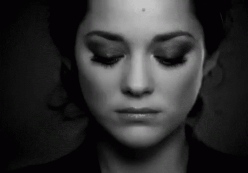 Marion Cotillard GIF