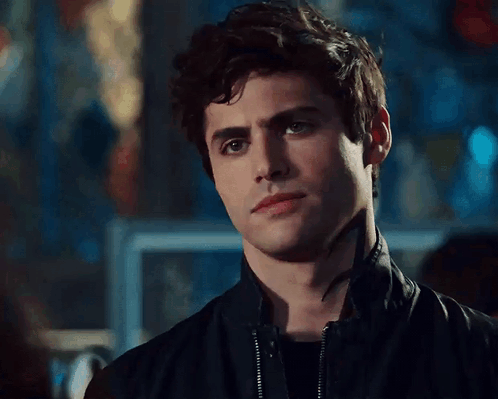 Matthew Daddario Alec Lightwood Shadowhunters Tv Series Series Tv GIF