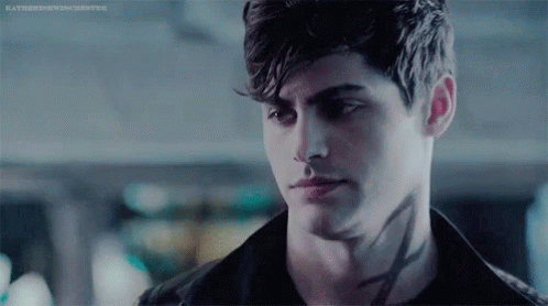 Matthew Deddario Alec Lightwood GIF