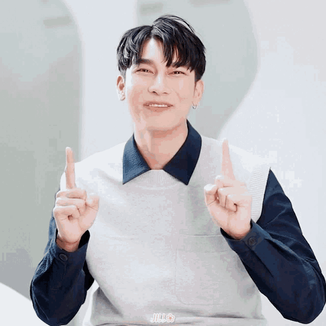 Mewsuppasit Mss GIF