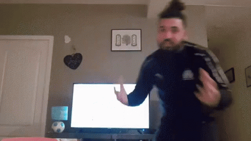 Mohamed Henni GIF