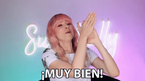 Muy Bien Superholly GIF