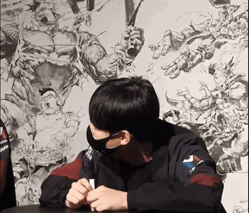 Mythicessence Lehends GIF