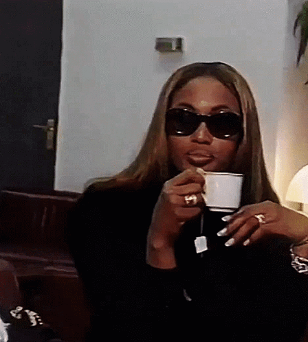 Naomi Campbell 2000s GIF