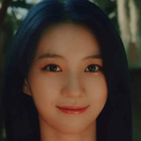 Oh My Girl Binnie GIF