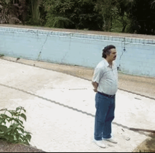 Pablo Escobar Stan Twt GIF