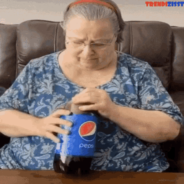 Pepsi Mentos GIF