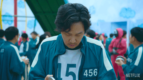 Realization Moment Seong Gi-hun GIF
