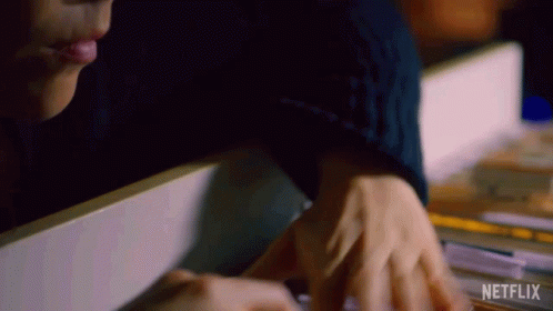 Searching Tainámüller GIF