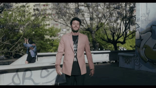 Sebastián Yatra GIF
