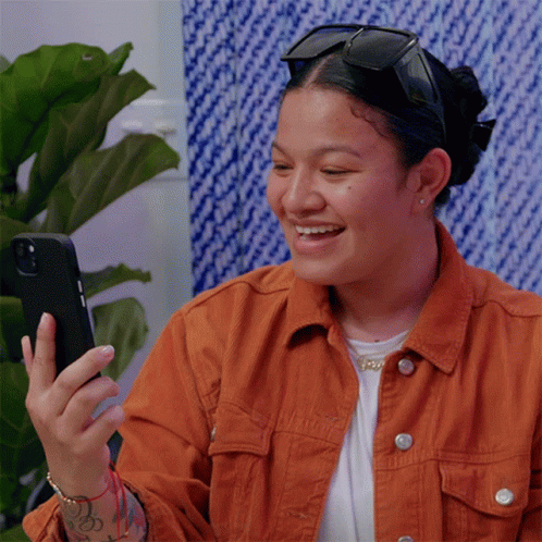 Smiling Mariah GIF