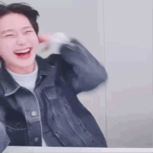 Sunoo Laughing GIF