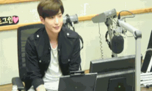 Super Junior Leeteuk GIF