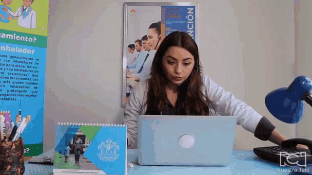Suspiro Helena Prieto GIF