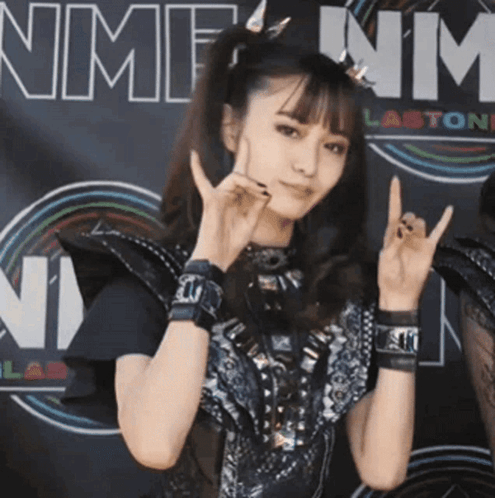 Suzuka Nakamoto Sumetal GIF